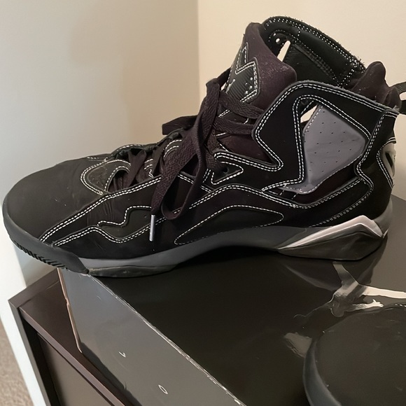 Nike Jordan True Flight Shoes - Picture 5 of 14